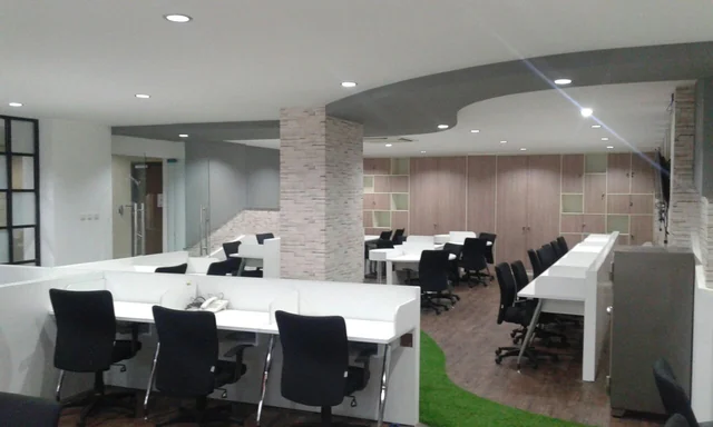 IT Room Admedika, tempat usaha