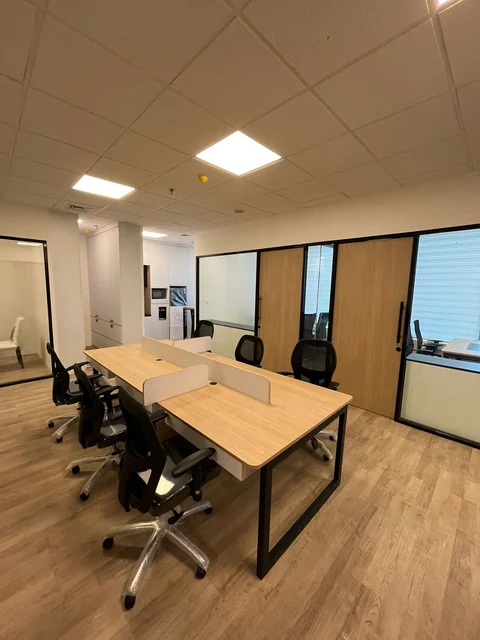 Kensington Office, tempat usaha